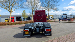 20260329-Tom-Holding-00424